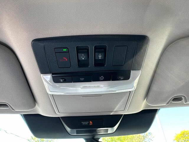 2025 Nissan Pathfinder Platinum Hoffman Estates IL