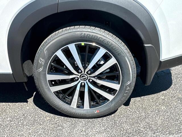2025 Nissan Pathfinder Platinum Hoffman Estates IL