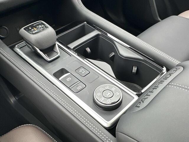 2025 Nissan Pathfinder Platinum Hoffman Estates IL