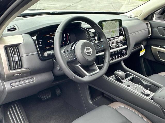 2025 Nissan Pathfinder Platinum Hoffman Estates IL