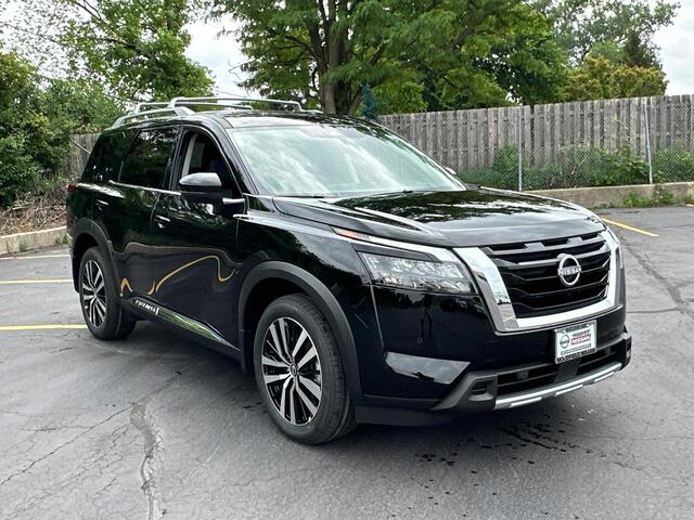2025 Nissan Pathfinder Platinum Hoffman Estates IL