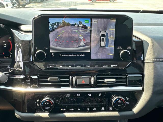 2025 Nissan Pathfinder Platinum Hoffman Estates IL