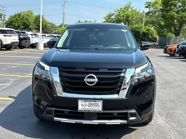 2025 Nissan Pathfinder Platinum Hoffman Estates IL