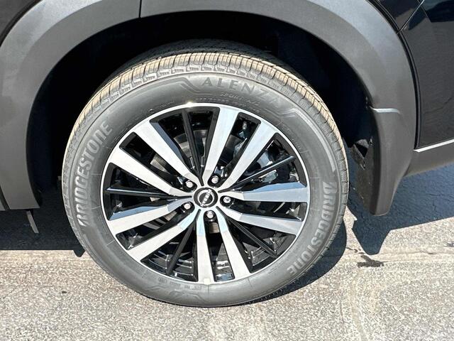 2025 Nissan Pathfinder Platinum Hoffman Estates IL