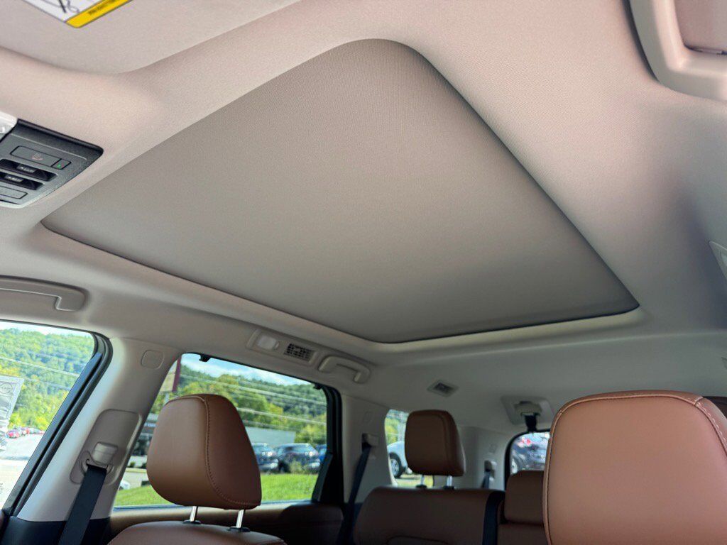 2025 Nissan Pathfinder Platinum Johnson City TN