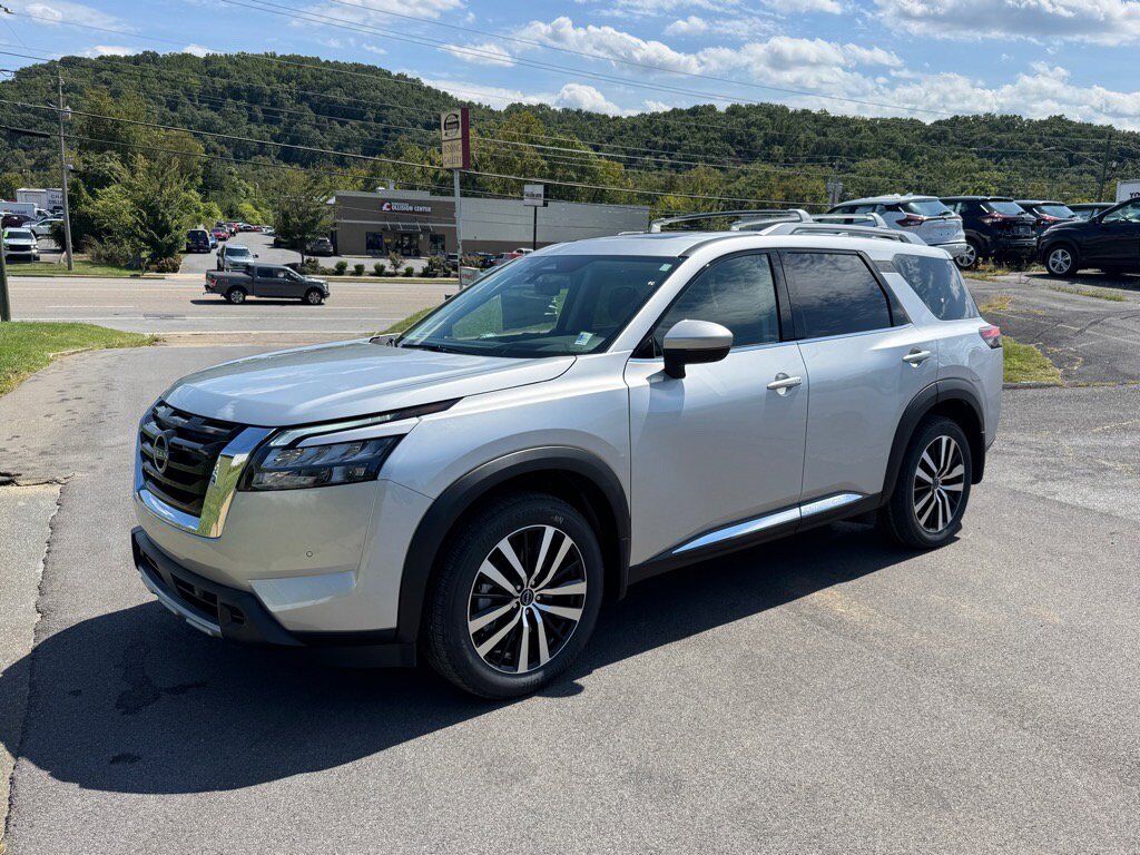 2025 Nissan Pathfinder Platinum Johnson City TN