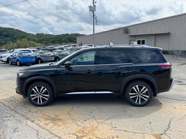 2025 Nissan Pathfinder Platinum Johnson City TN