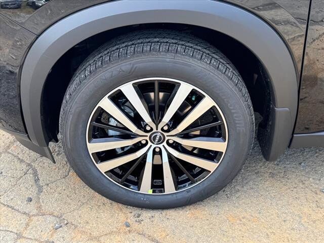 2025 Nissan Pathfinder Platinum Johnson City TN