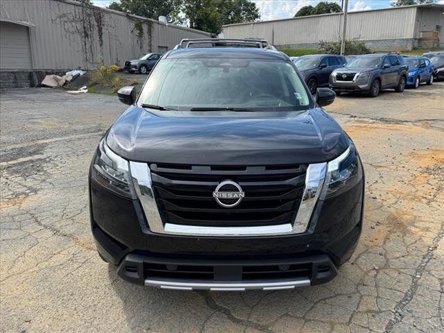 2025 Nissan Pathfinder Platinum Johnson City TN