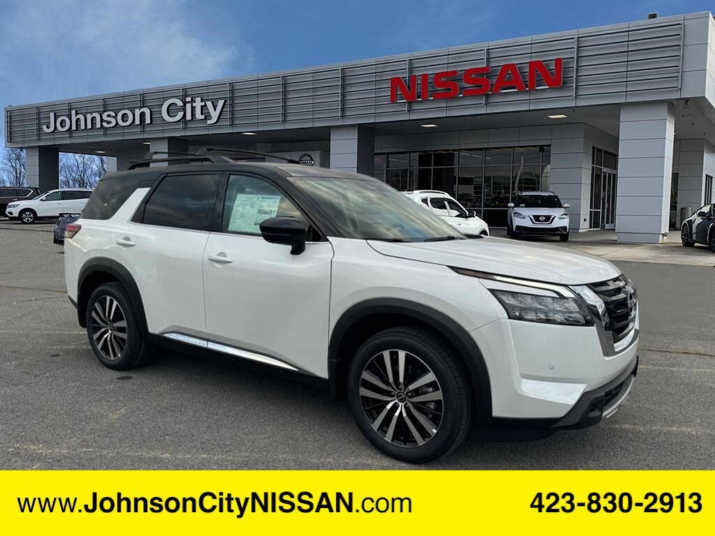2025 Nissan Pathfinder Platinum photo 2