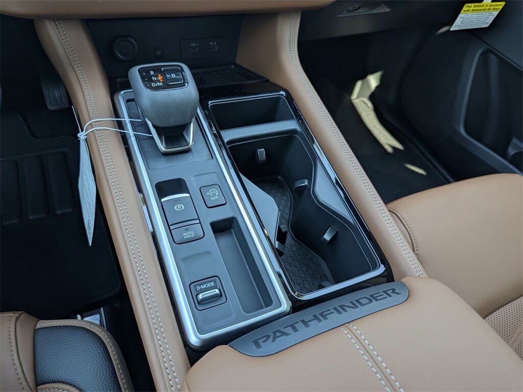 2025 Nissan Pathfinder Platinum Kennesaw GA