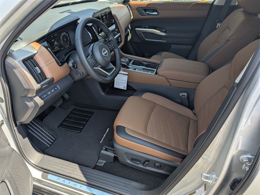 2025 Nissan Pathfinder Platinum Kennesaw GA