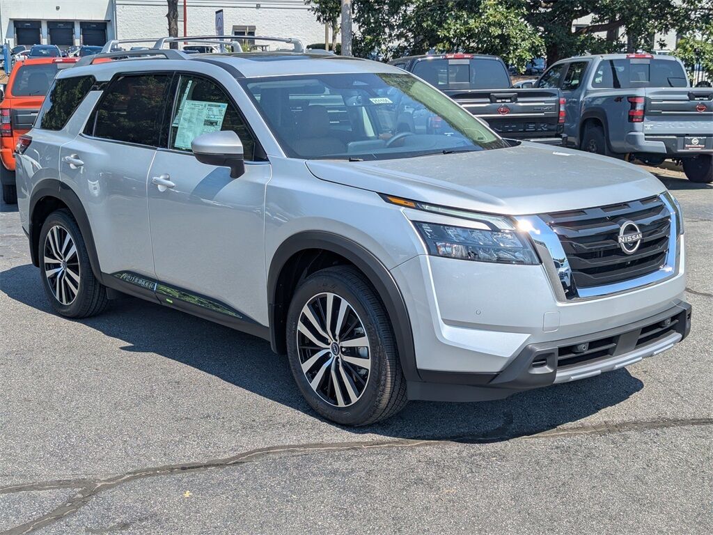 2025 Nissan Pathfinder Platinum Kennesaw GA