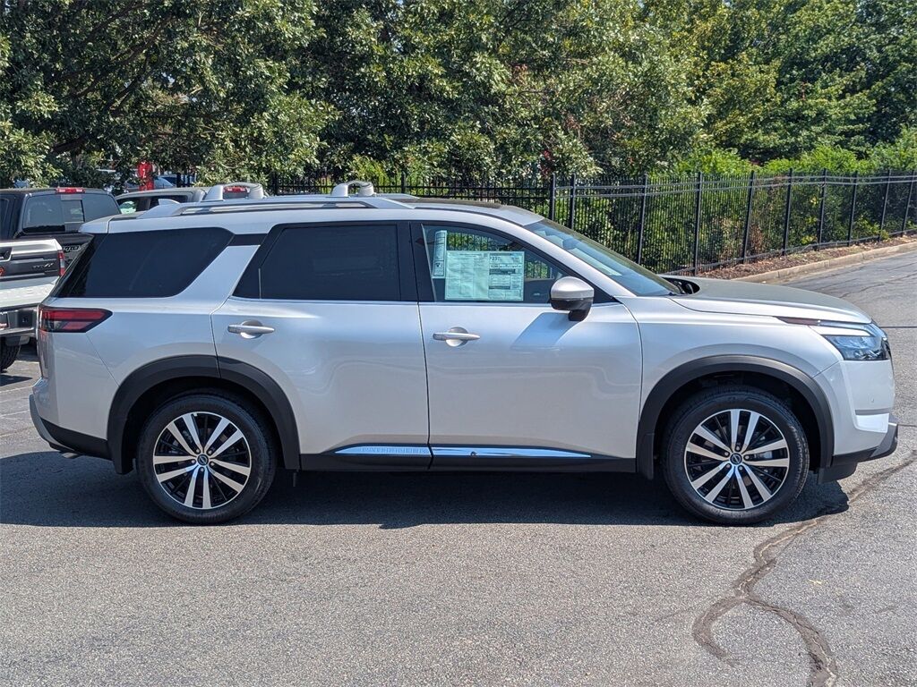 2025 Nissan Pathfinder Platinum Kennesaw GA