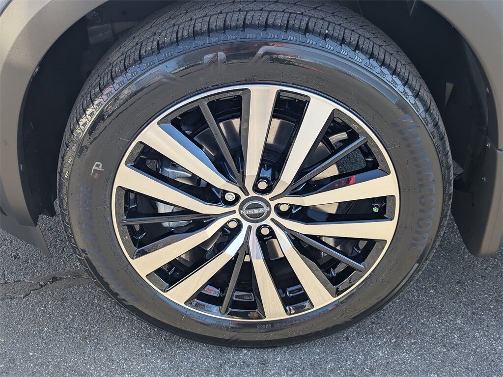 2025 Nissan Pathfinder Platinum Kennesaw GA