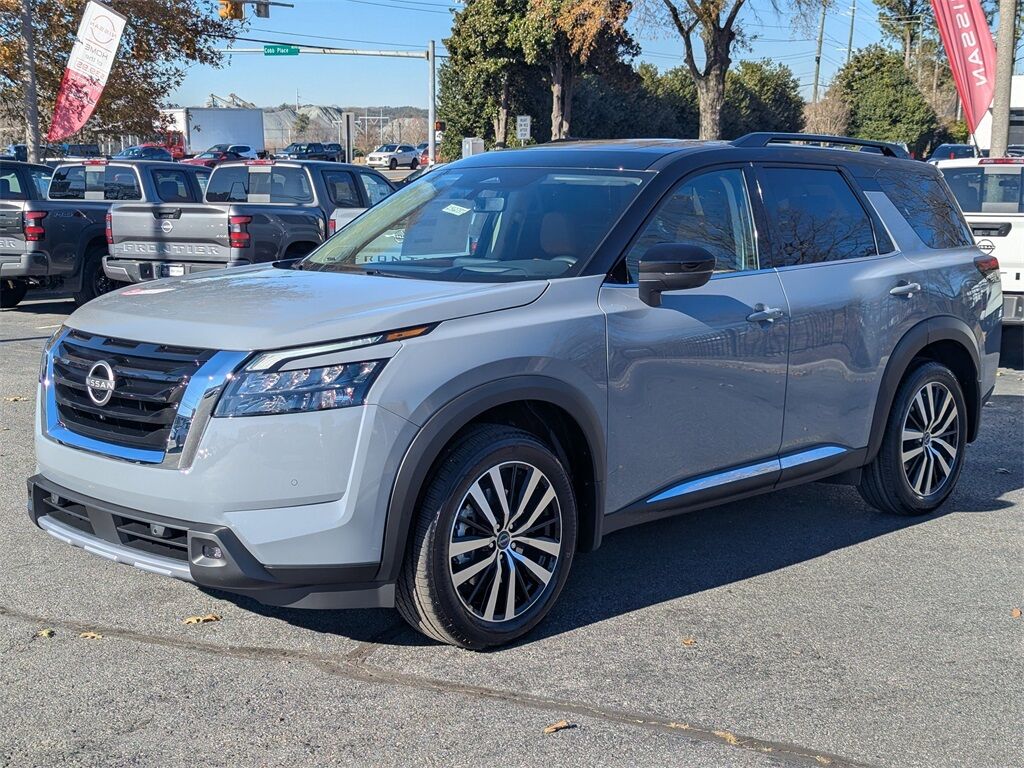 2025 Nissan Pathfinder Platinum Kennesaw GA