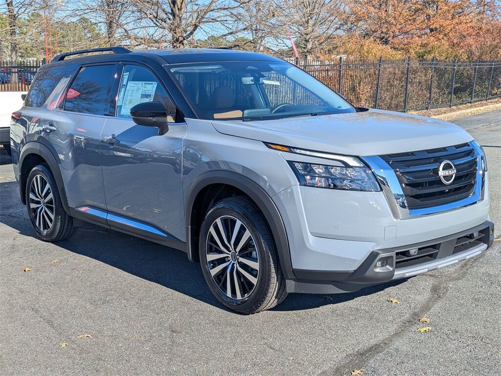 2025 Nissan Pathfinder Platinum Kennesaw GA