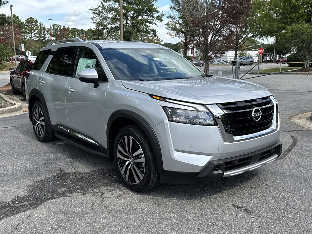 2025 Nissan Pathfinder Platinum Kennesaw GA