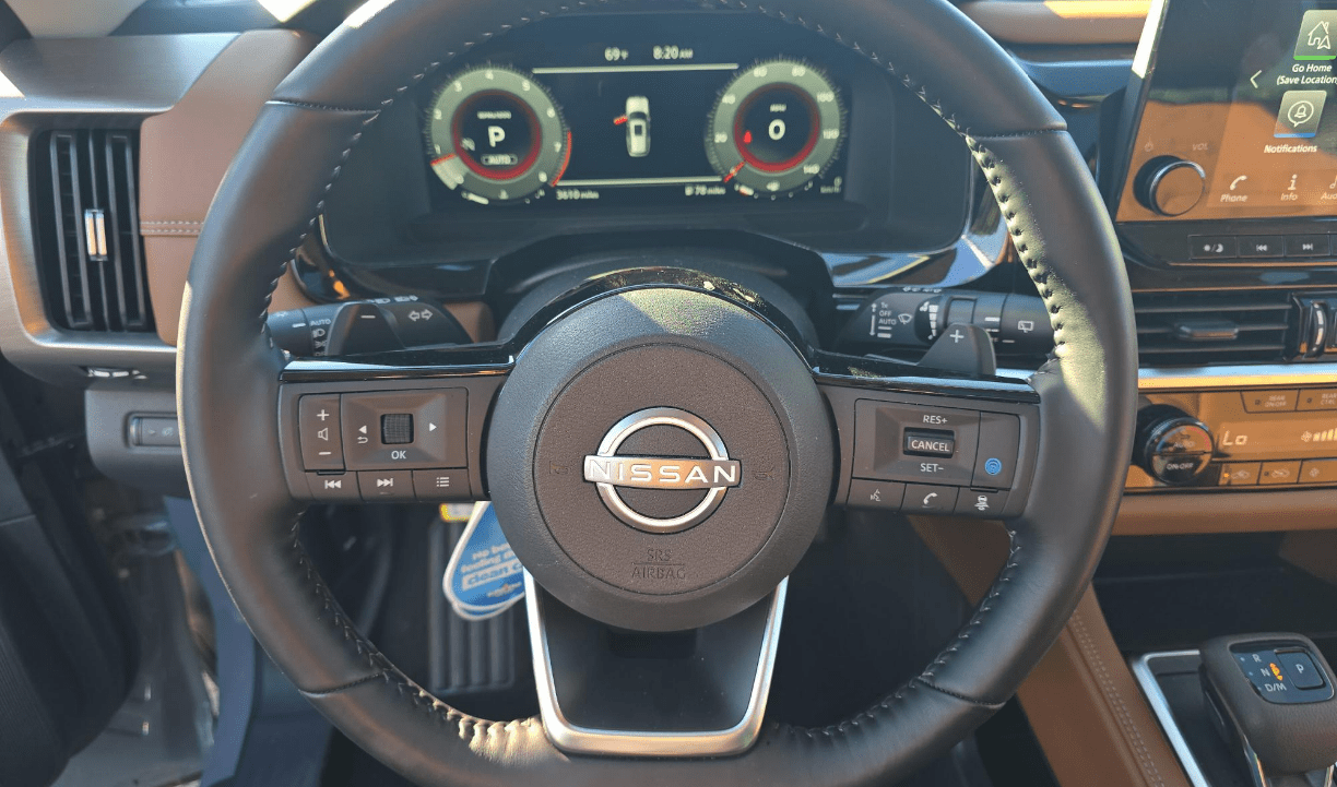 2025 Nissan Pathfinder Platinum Knoxville TN