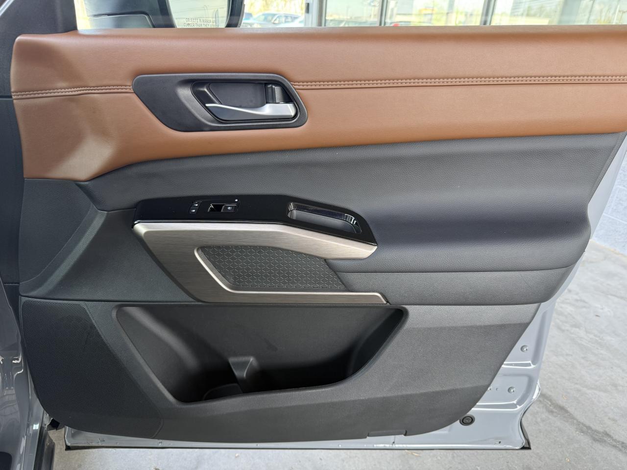 2025 Nissan Pathfinder Platinum Knoxville TN