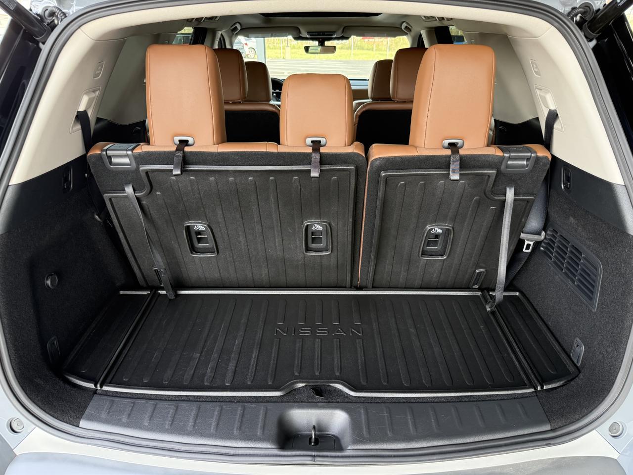 2025 Nissan Pathfinder Platinum Knoxville TN