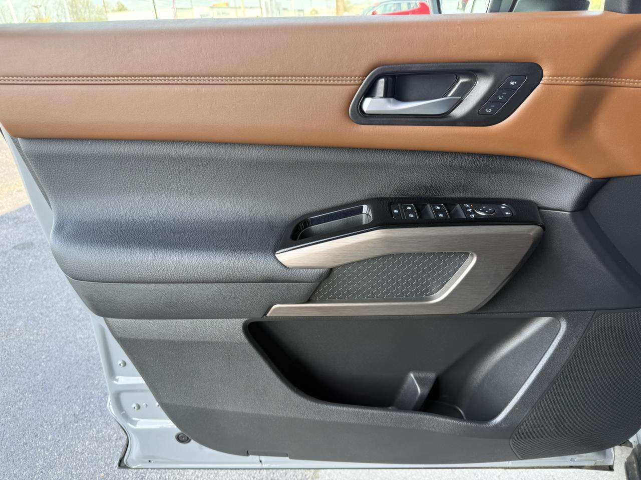 2025 Nissan Pathfinder Platinum Knoxville TN