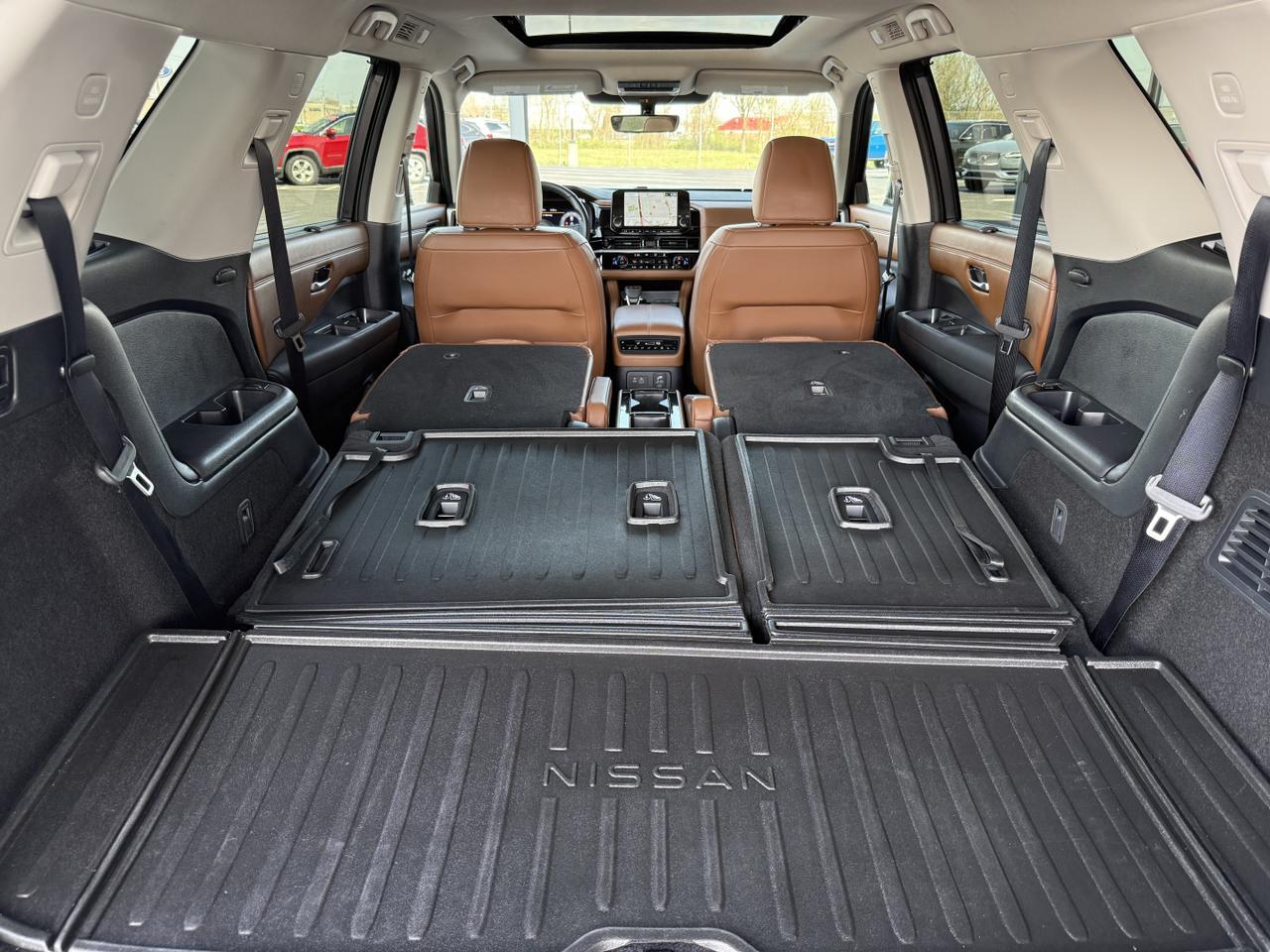 2025 Nissan Pathfinder Platinum Knoxville TN