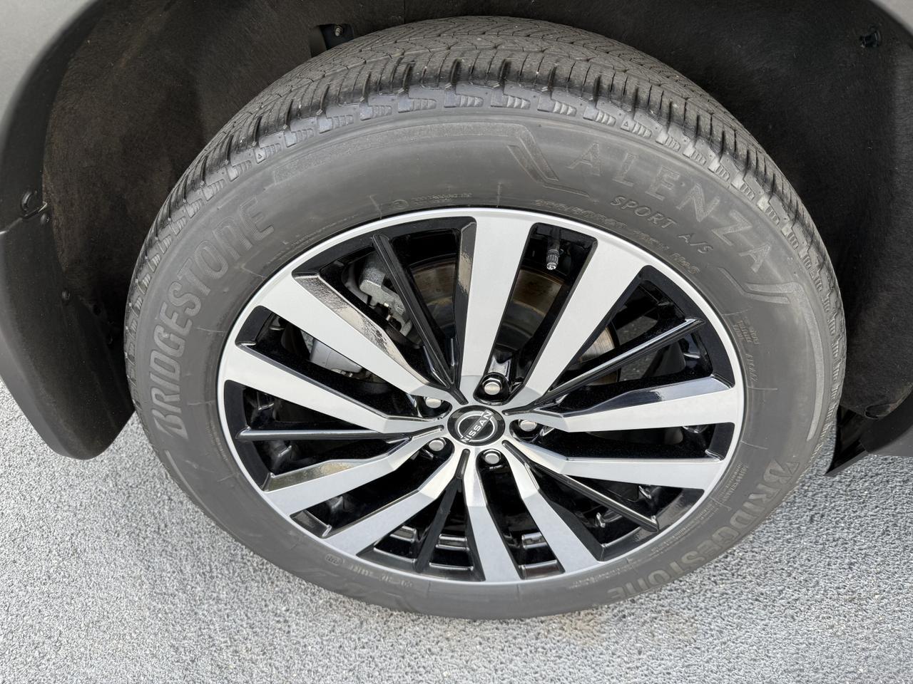 2025 Nissan Pathfinder Platinum Knoxville TN