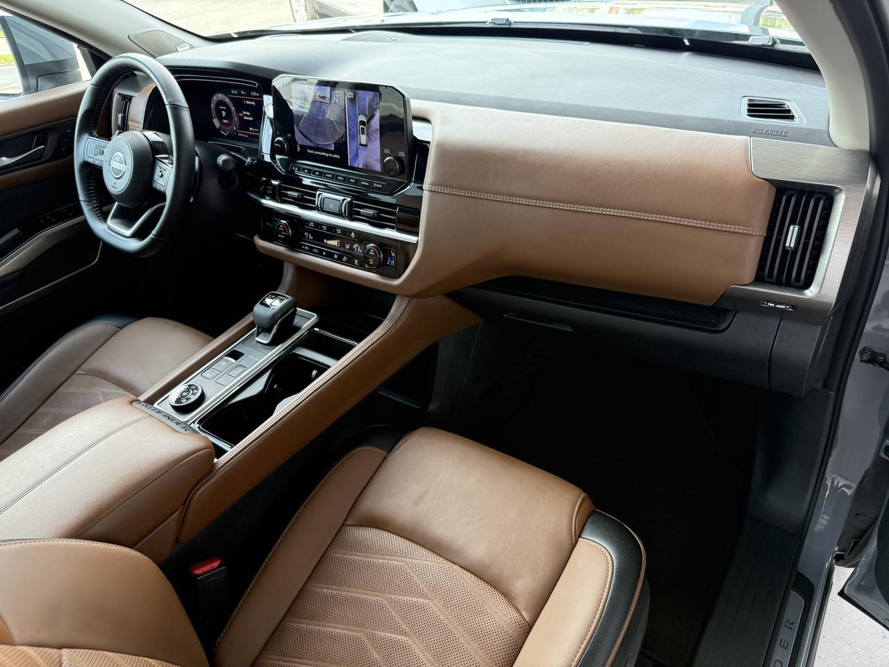 2025 Nissan Pathfinder Platinum Knoxville TN