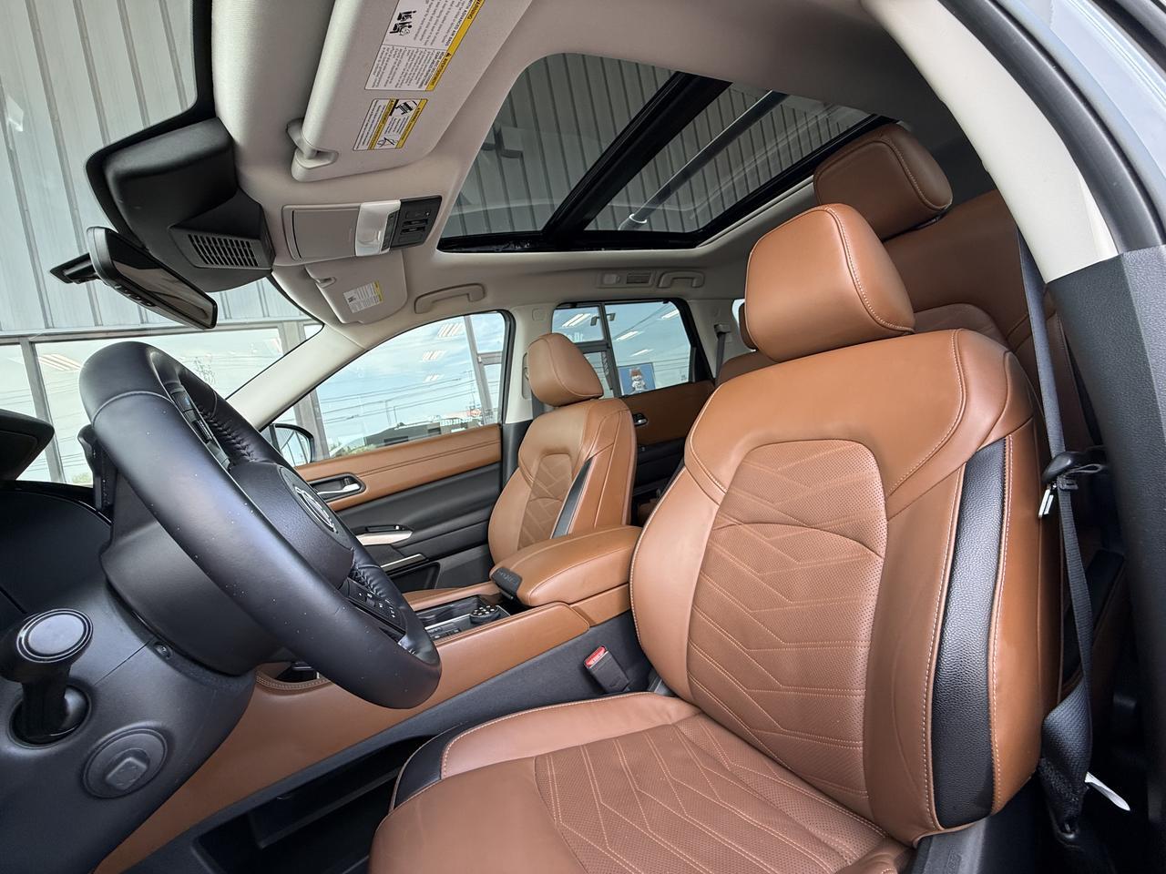 2025 Nissan Pathfinder Platinum Knoxville TN
