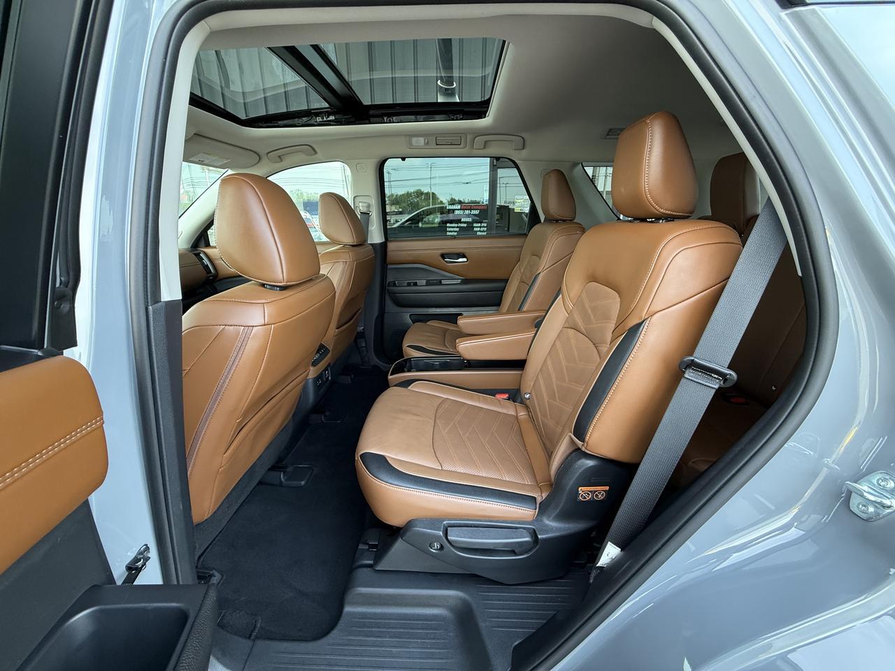 2025 Nissan Pathfinder Platinum Knoxville TN