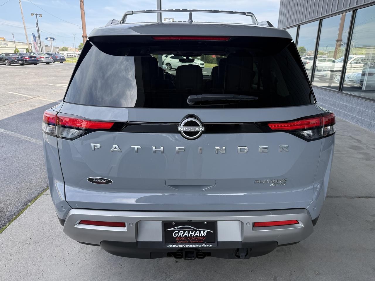2025 Nissan Pathfinder Platinum Knoxville TN