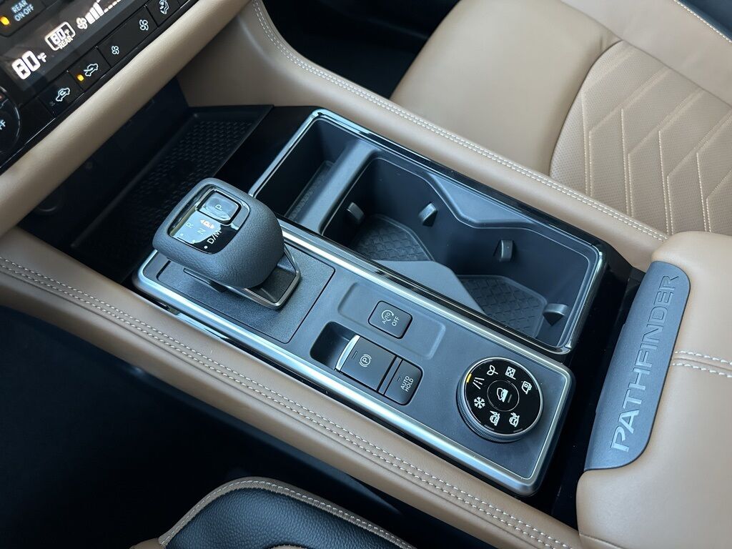 2025 Nissan Pathfinder Platinum San Clemente CA