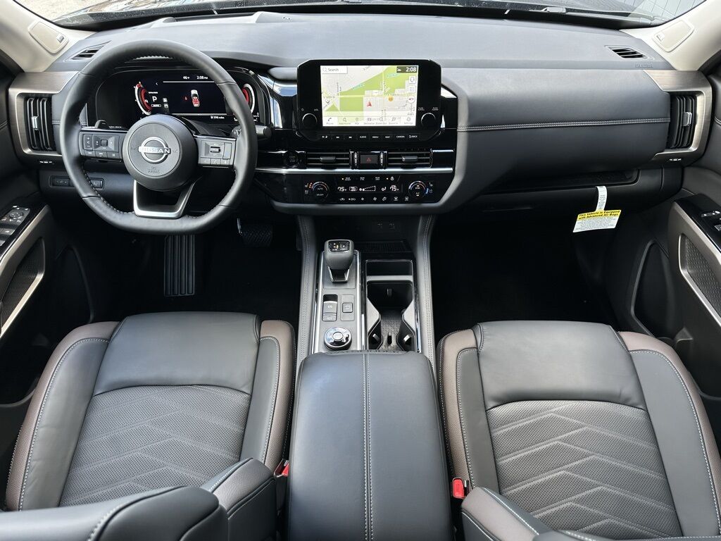 2025 Nissan Pathfinder Platinum San Clemente CA