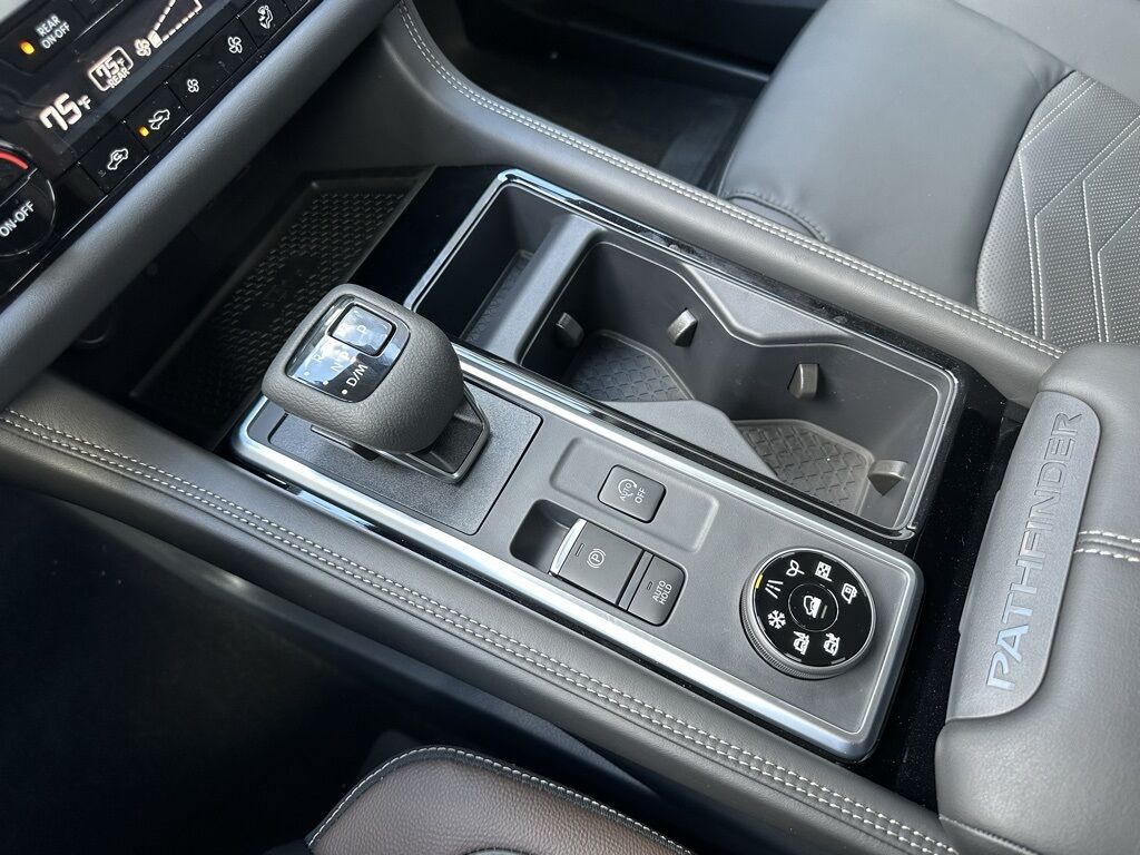 2025 Nissan Pathfinder Platinum San Clemente CA