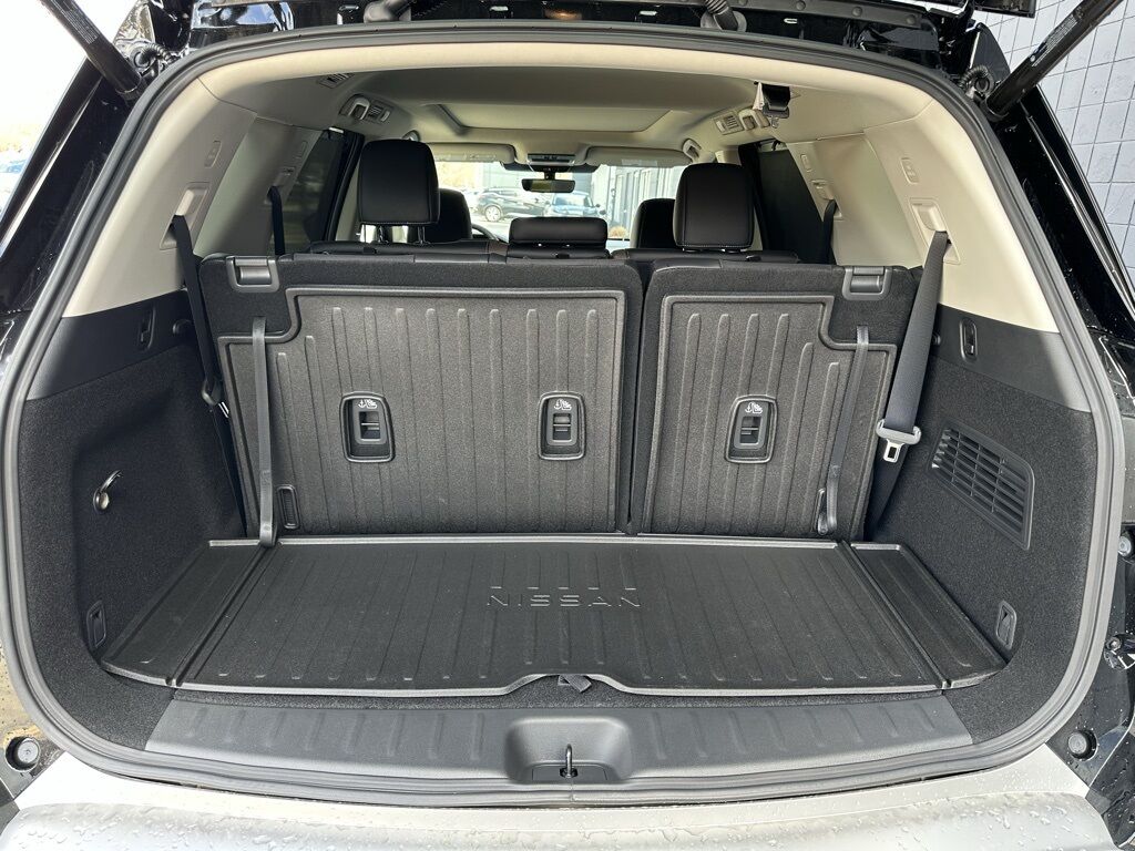 2025 Nissan Pathfinder Platinum San Clemente CA