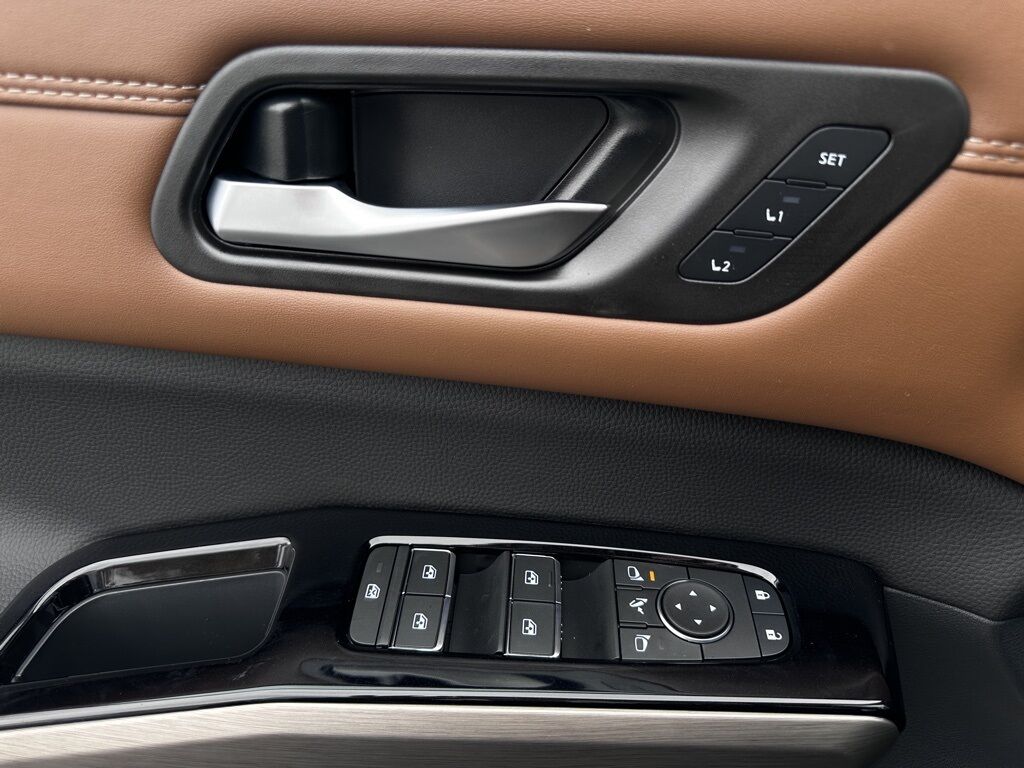 2025 Nissan Pathfinder Platinum San Clemente CA