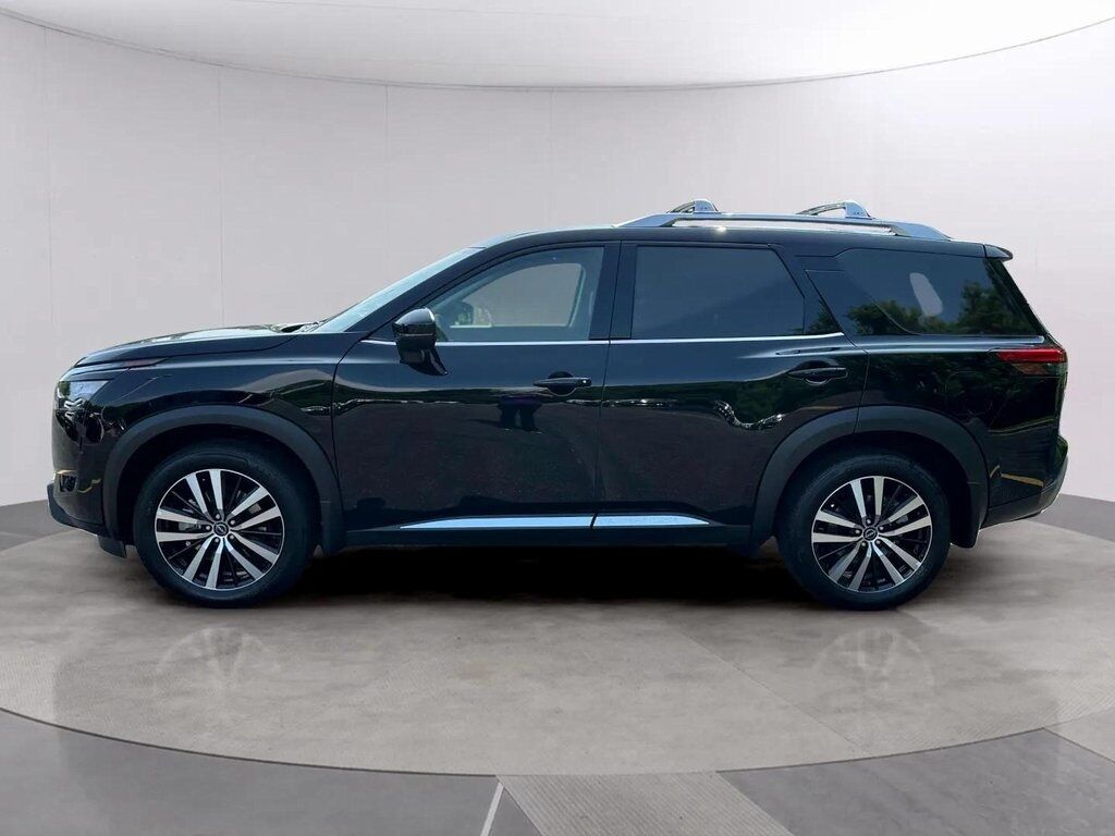 2025 Nissan Pathfinder Platinum San Clemente CA