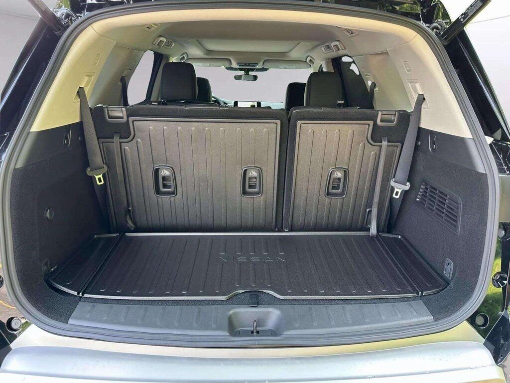 2025 Nissan Pathfinder Platinum San Clemente CA