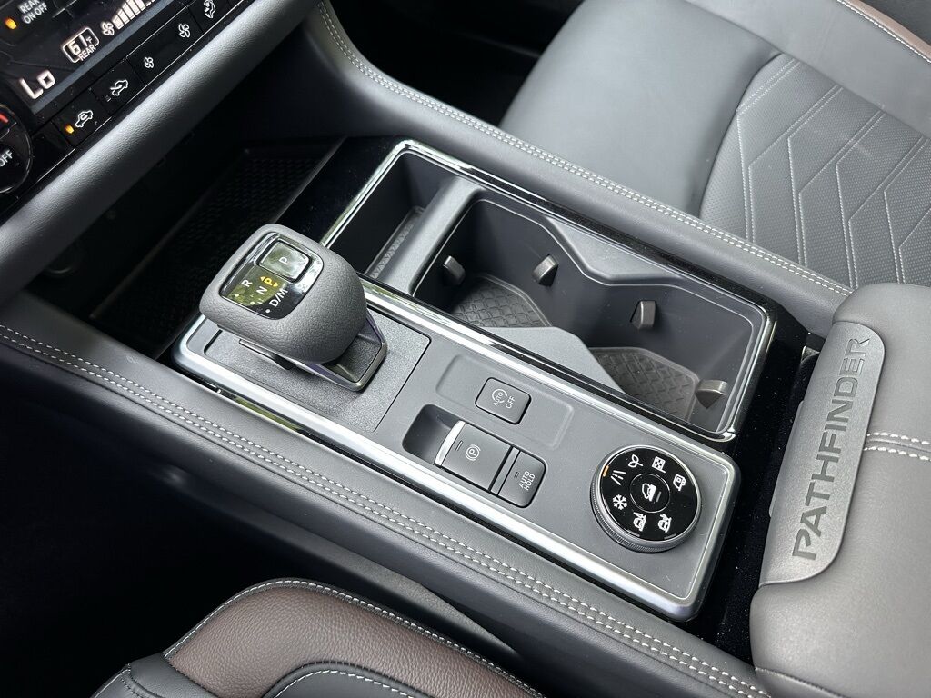 2025 Nissan Pathfinder Platinum San Clemente CA