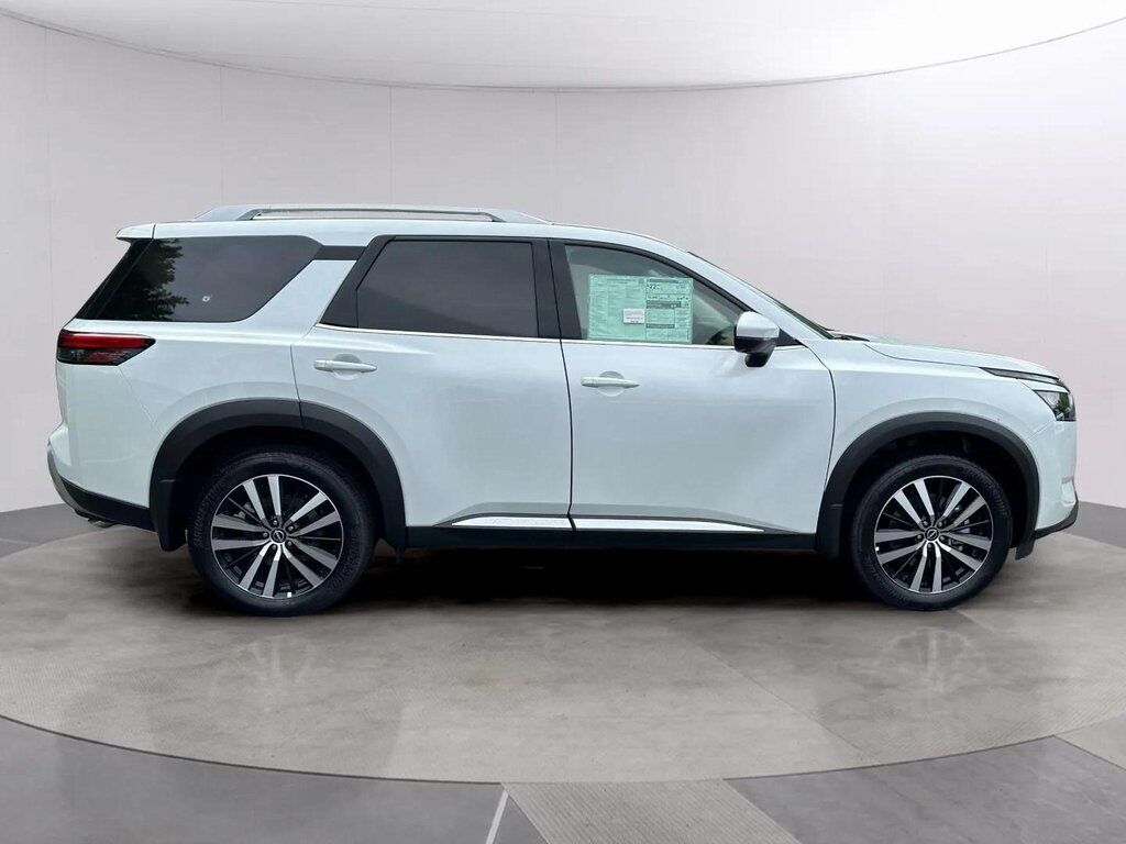 2025 Nissan Pathfinder Platinum San Clemente CA