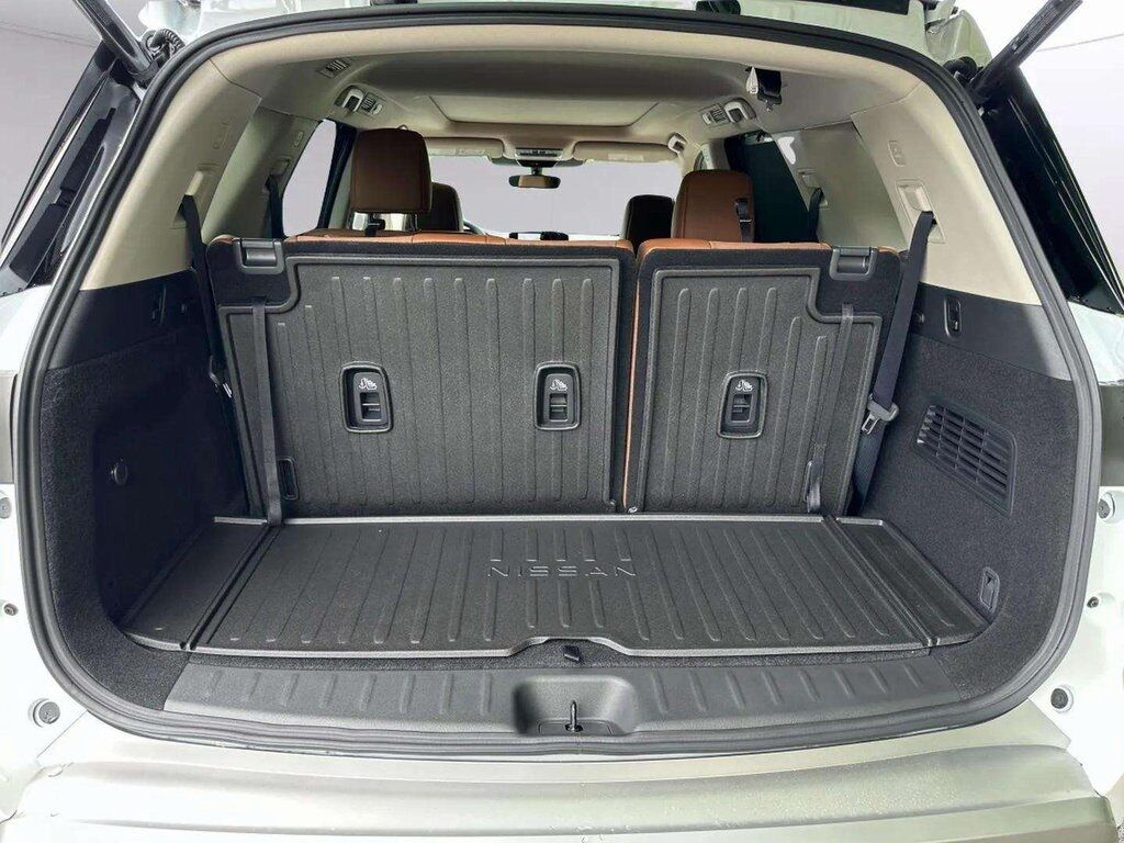 2025 Nissan Pathfinder Platinum San Clemente CA