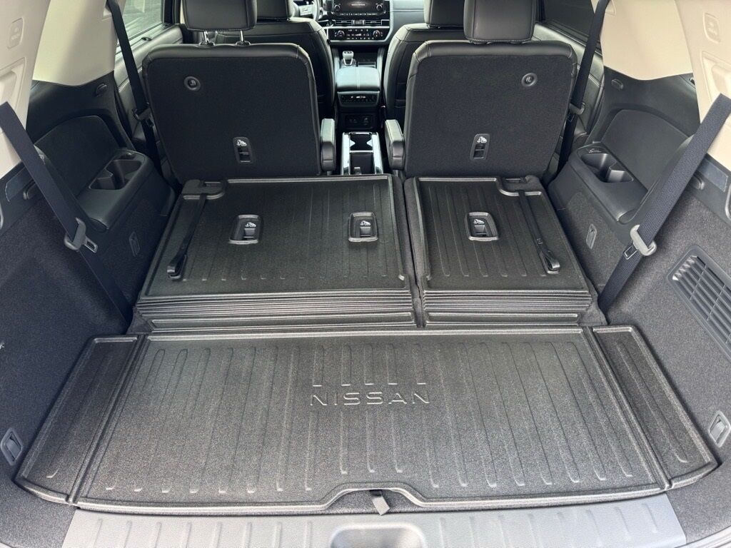 2025 Nissan Pathfinder Platinum Morristown TN