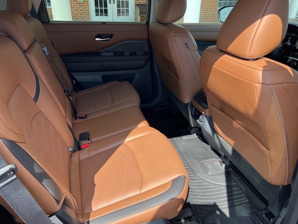 2025 Nissan Pathfinder Platinum Mount Joy PA