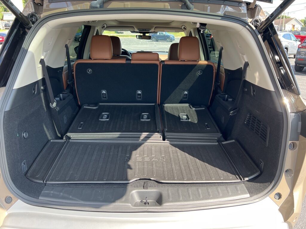 2025 Nissan Pathfinder Platinum Mount Joy PA