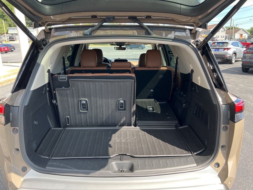 2025 Nissan Pathfinder Platinum Mount Joy PA