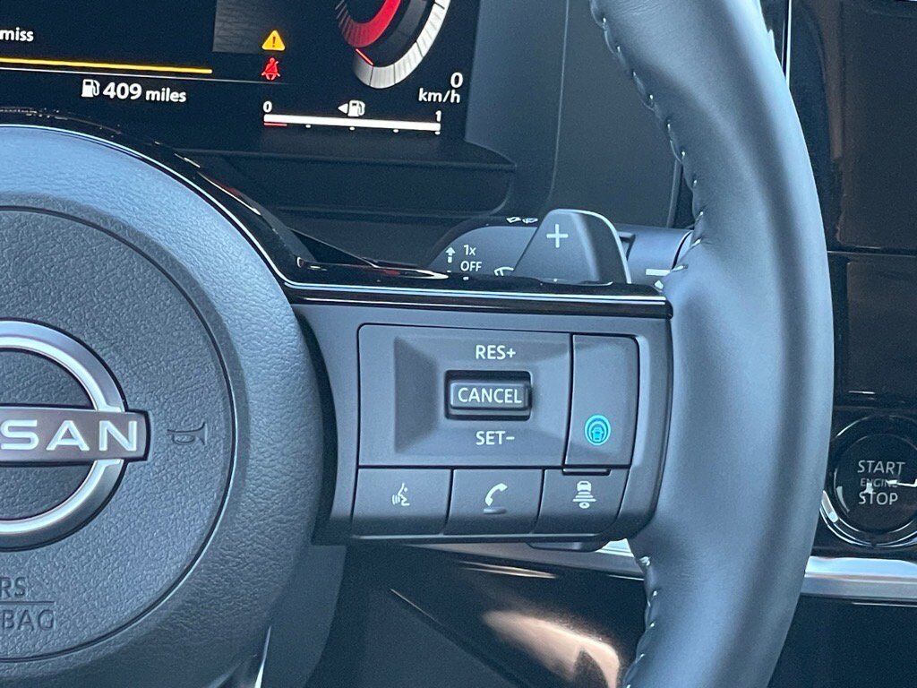 2025 Nissan Pathfinder Platinum Oak Ridge TN