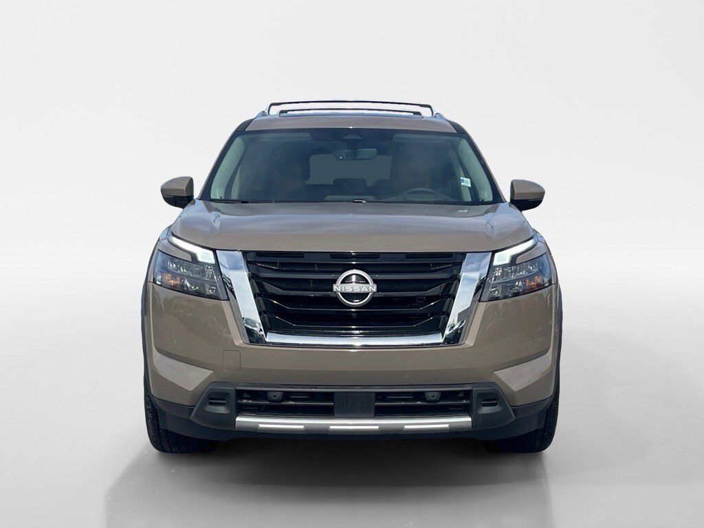 2025 Nissan Pathfinder Platinum Oak Ridge TN