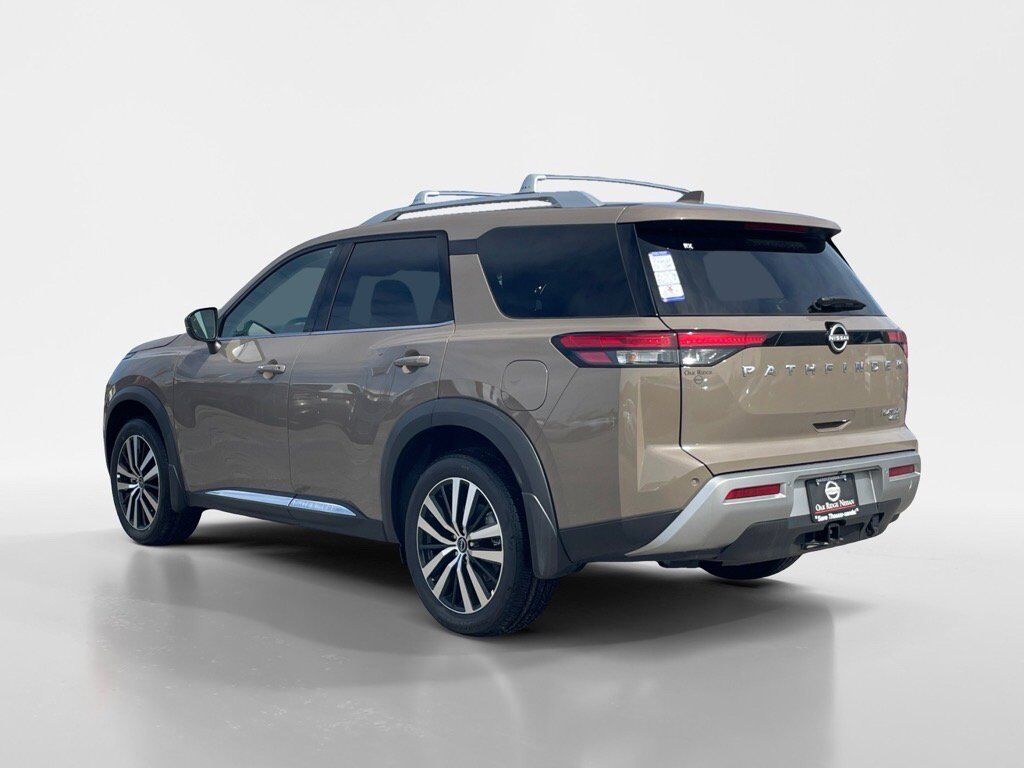2025 Nissan Pathfinder Platinum Oak Ridge TN