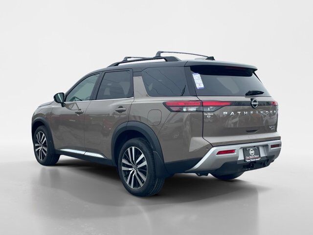 2025 Nissan Pathfinder Platinum Oak Ridge TN